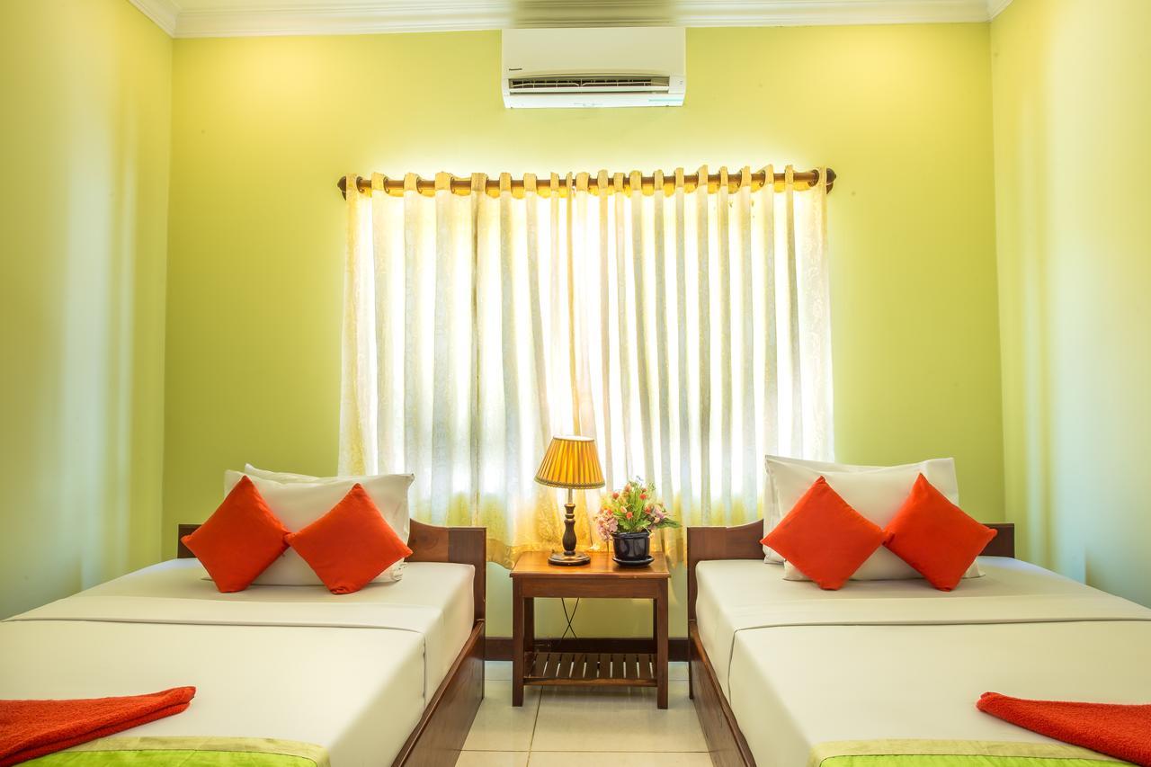 Hotel Side Walk Siem Reap